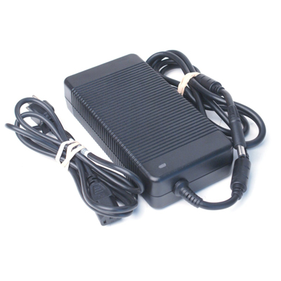 adaptateurs ca originale alienware m18x r1,chargeurs dell alienware m18x r1